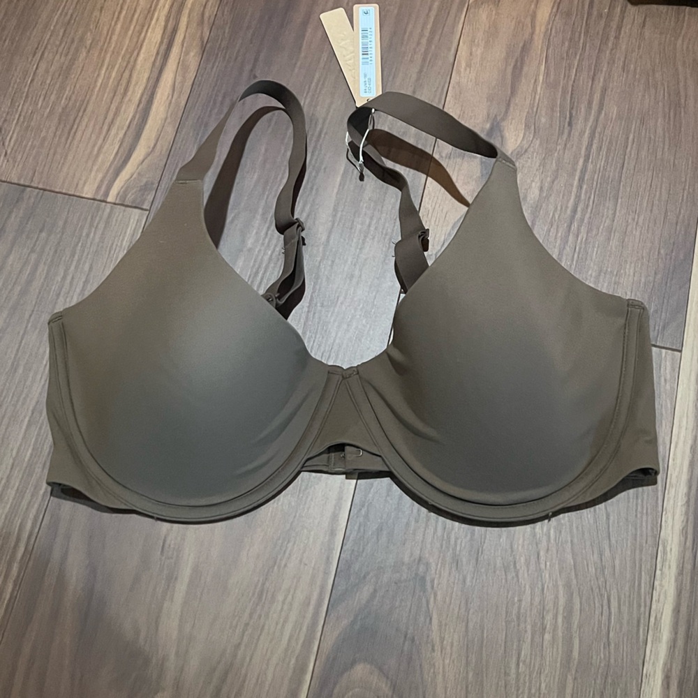 SKIMS Fits Everybody tshirt bra